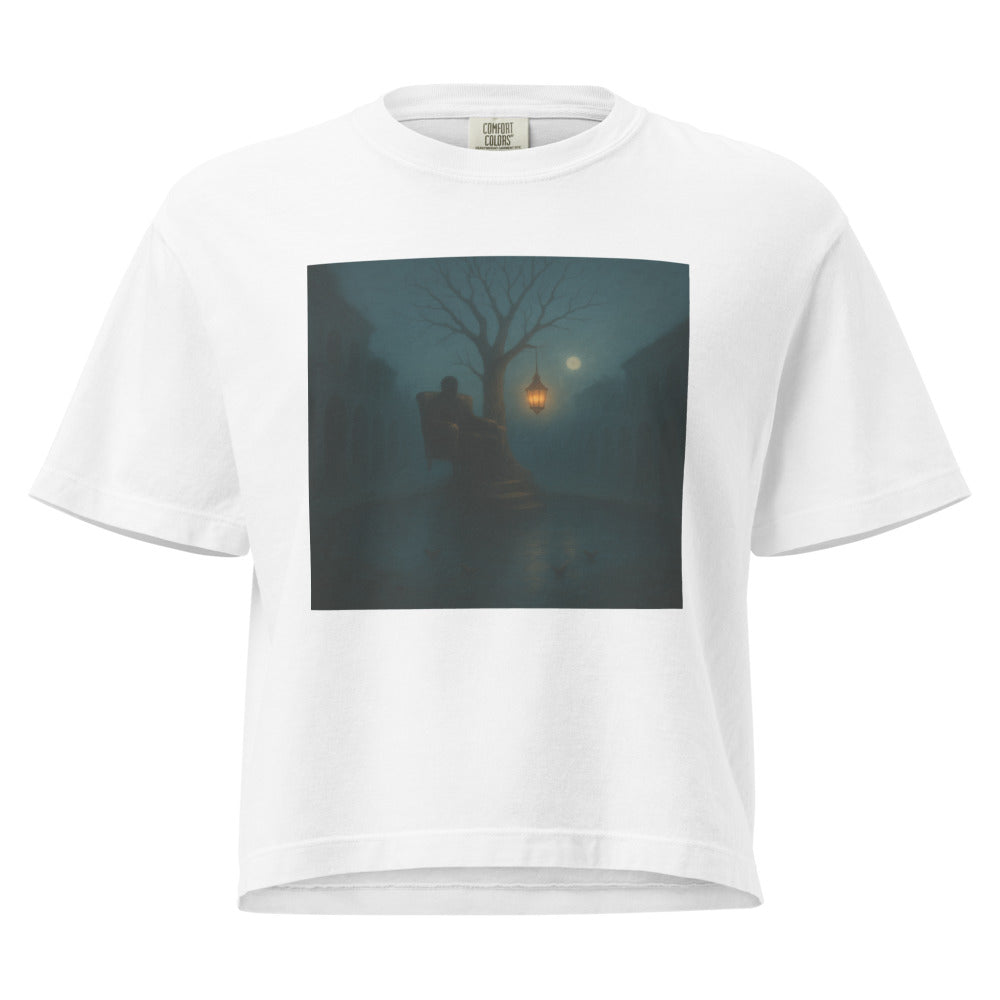 Lantern's Silent Watcher - White