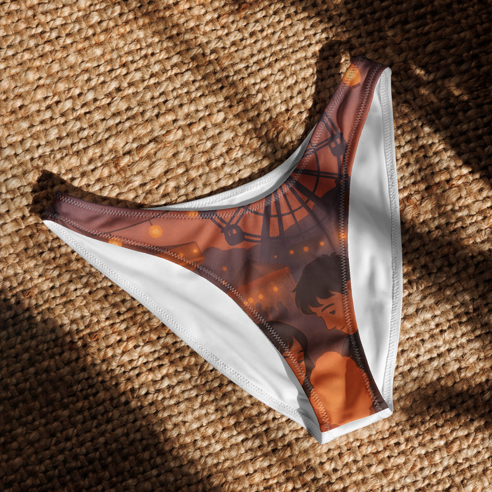 Lanternlit Carnival Kisses - View 1