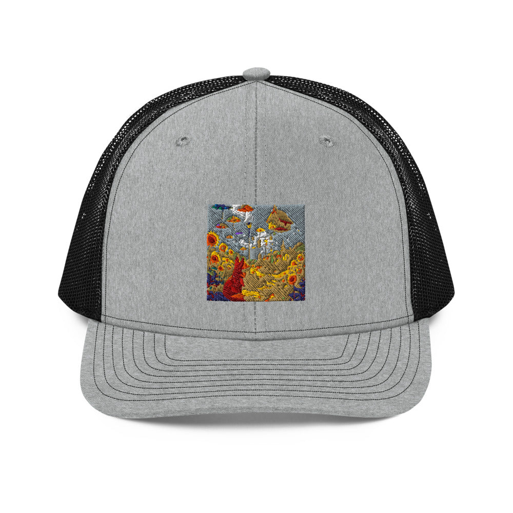 Sunflower Daydream: Cottage in Flight - Heather Grey / Black